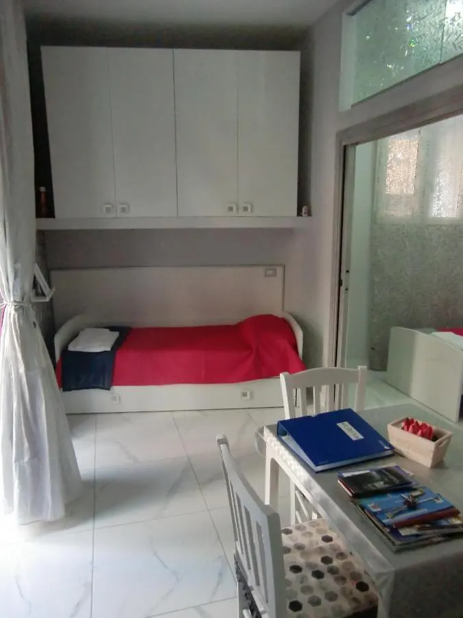 Guesthouse Aaron2 Naples